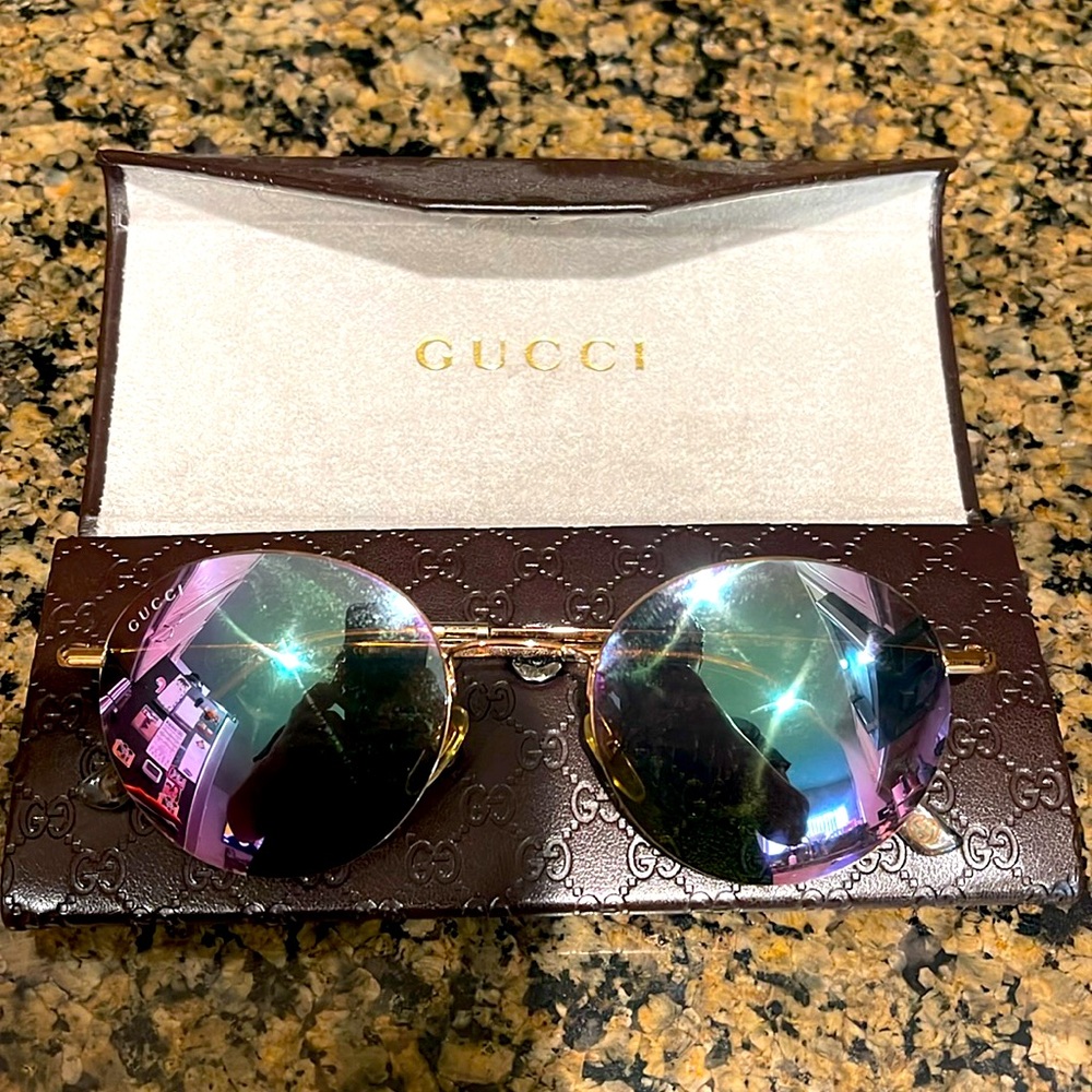 Gucci sunglasses MINT CONDITION